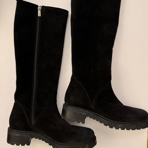 Barneys New York Long Suede + Shearling Boots (like new condition) - Picture 4 of 12